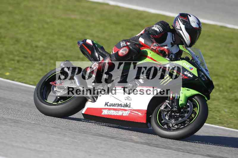 /02 28.-31.01.2025 Moto Center Thun Jerez/gruen-green/612